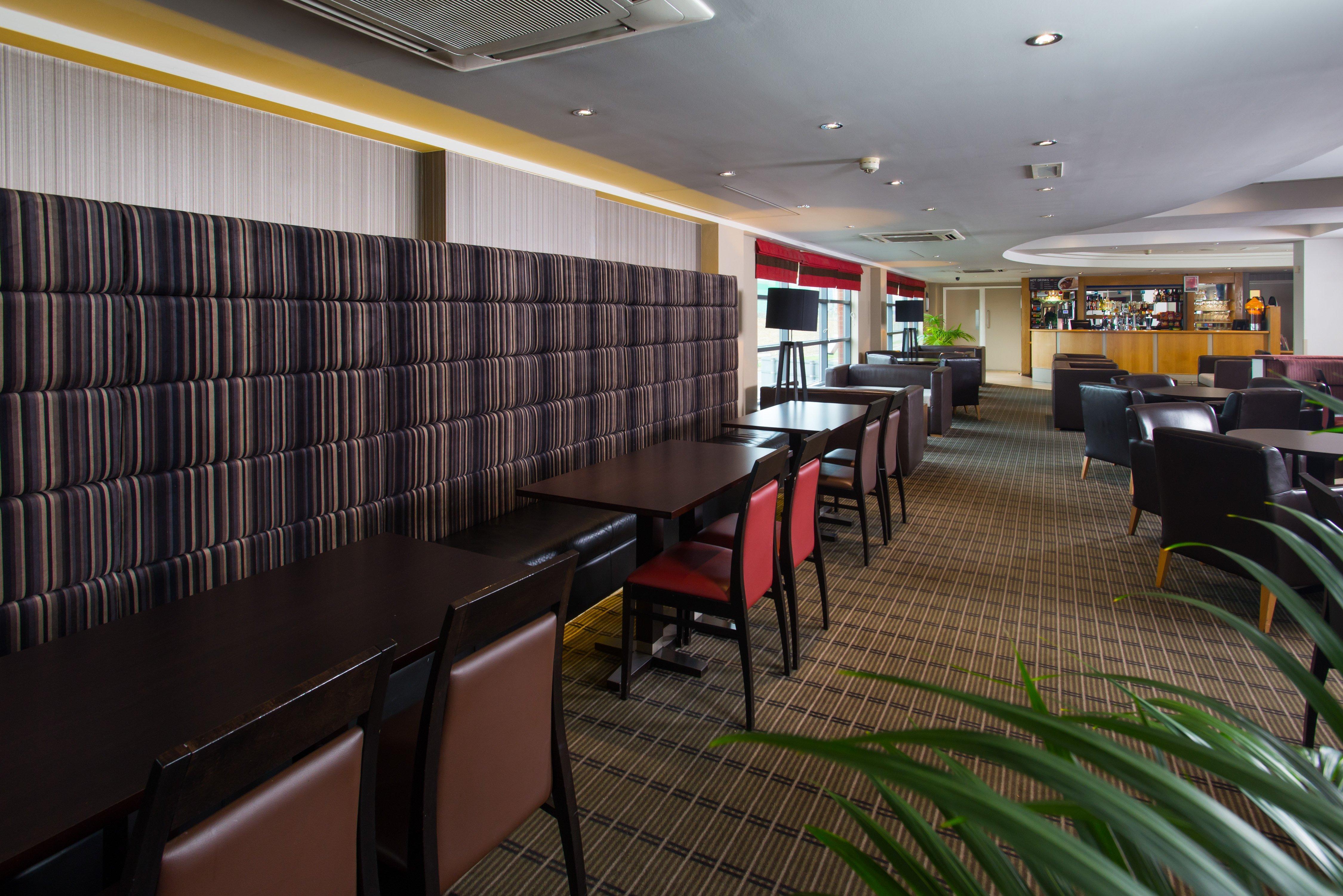 Express London Airport By Ihg