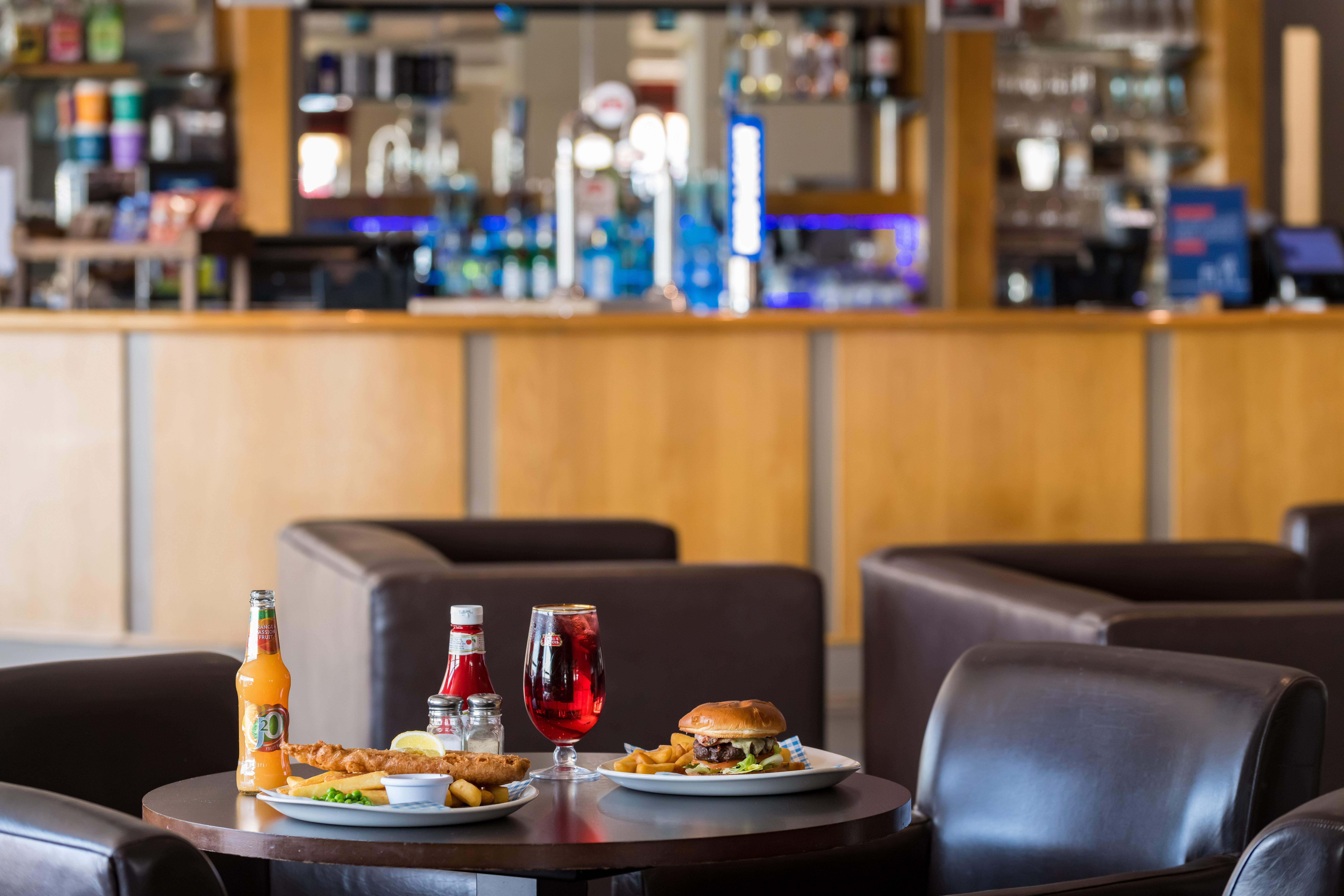 Hotel Express London Airport By Ihg Luton (Bedfordshire)