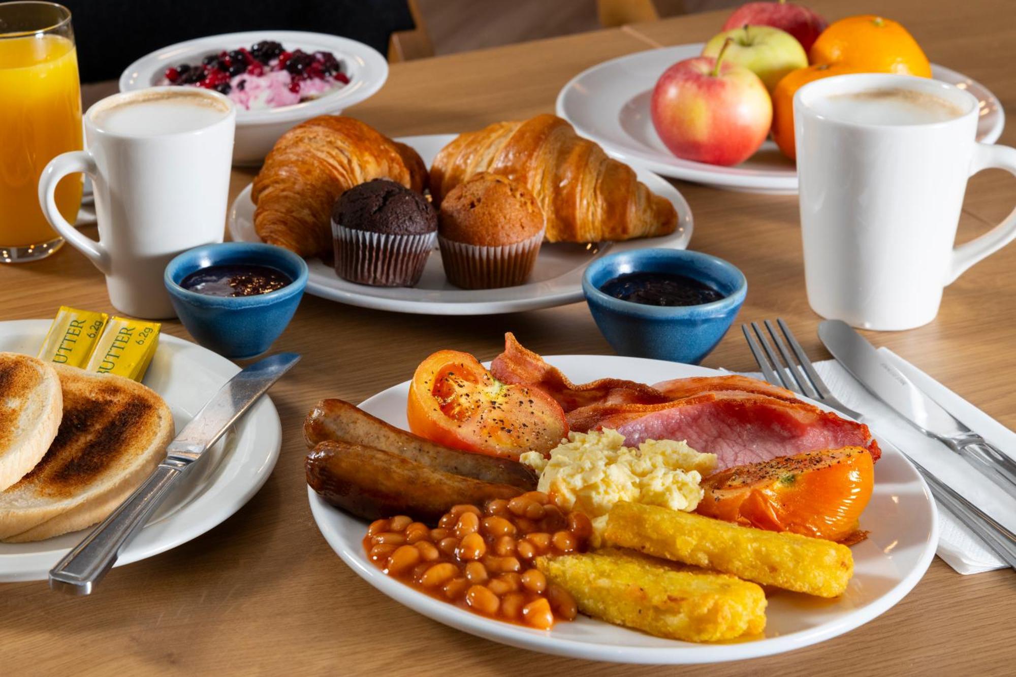 Express London Airport By Ihg