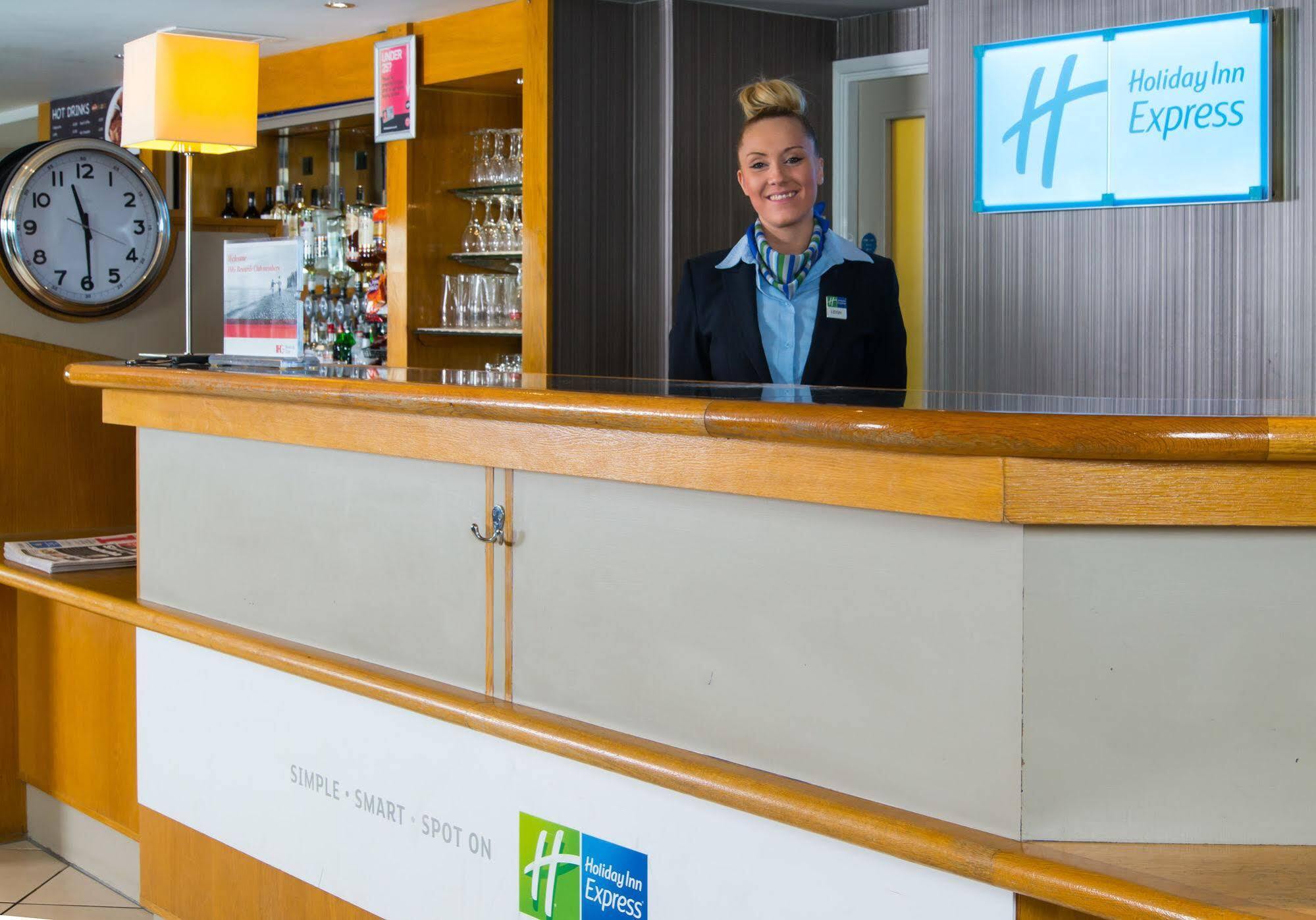 Hotel Express London Airport By Ihg Luton (Bedfordshire)